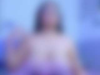 curvybuffgirllll MILF webcam performer live streaming