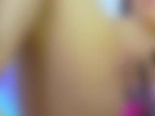 Live cam show with curvybuffgirllll - Middle Aged on Camsoda