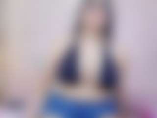 curvybuffgirllll's Live Sex Cam Show