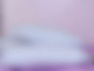 Live cam show with curvybuffgirllll - Petite MILF on realtime-chat
