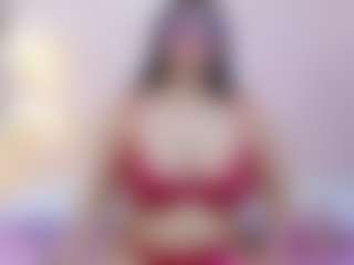 Live cam show with curvybuffgirllll - Joi on xfollow cams