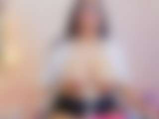 curvybuffgirllll's Live Sex Cam Show