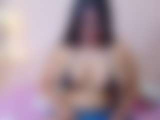 Live cam show with curvybuffgirllll - Spank on Streamer API