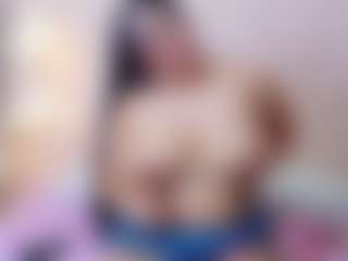 Live cam show with curvybuffgirllll - Latina Mature on Cam Slut | colombia