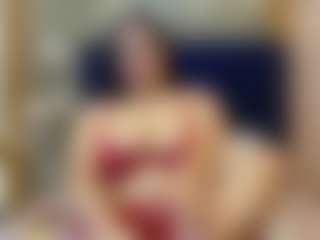Live cam show with curvybuffgirllll - College Latina on Camsoda | colombia