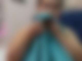 curvybuffgirllll's Live Sex Cam Show