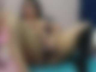 Live cam show with curvybuffgirllll - Gape on SpankPalCams