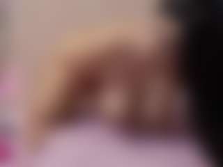 Live cam show with curvybuffgirllll - BBW Mature on TeamSkeetLive
