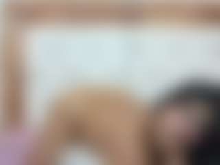 curvybuffgirllll's Live Sex Cam Show