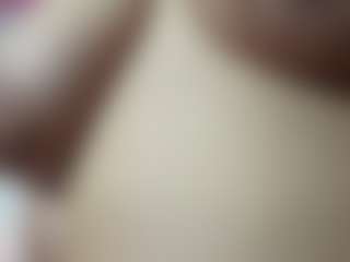 Live cam show with curvybuffgirllll - Facial on Camsoda