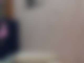 curvybuffgirllll's Live Sex Cam Show