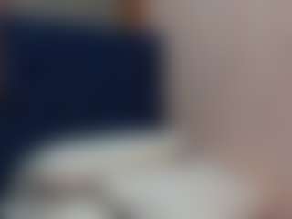 curvybuffgirllll's Live Sex Cam Show