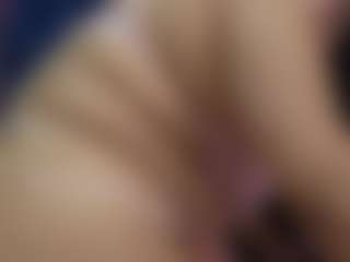 curvybuffgirllll's Live Sex Cam Show