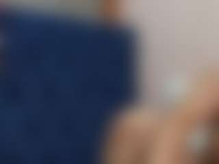 Live cam show with curvybuffgirllll - Squirt Teen (18+) on AdultVida.com