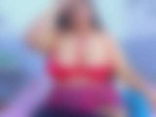 Live cam show with curvybuffgirllll - Orgasm on Milfs Live
