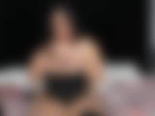 curvybuffgirllll MILF webcam performer live streaming
