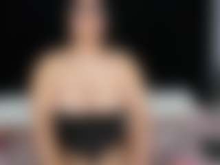 curvybuffgirllll's Live Sex Cam Show