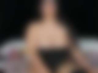 curvybuffgirllll's Live Sex Cam Show