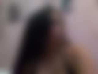 Live cam show with curvybuffgirllll - Spank Mature on CamClone