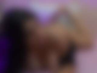 curvybuffgirllll's Live Sex Cam Show