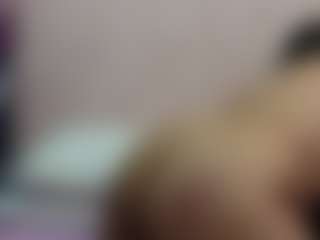curvybuffgirllll's Live Sex Cam Show