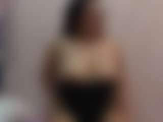 curvybuffgirllll's Live Sex Cam Show