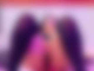 curvybuffgirllll's Live Sex Cam Show