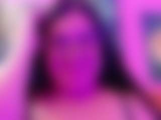 curvybuffgirllll's Live Sex Cam Show