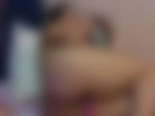 curvybuffgirllll's Live Sex Cam Show