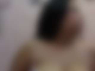 Live cam show with curvybuffgirllll - Aussie on Milfs Live