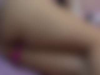 curvybuffgirllll's Live Sex Cam Show