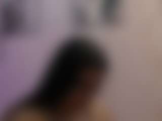 curvybuffgirllll MILF webcam performer live streaming