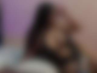 Live cam show with curvybuffgirllll - Big Tits Small Tits on Camsoda