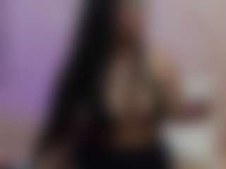 curvybuffgirllll's Live Sex Cam Show