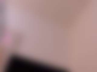 curvybuffgirllll's Live Sex Cam Show