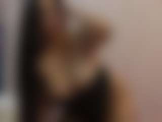curvybuffgirllll MILF webcam performer live streaming