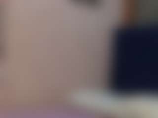 Live cam show with curvybuffgirllll - Bedroom Teen (18+) on crypto-cams