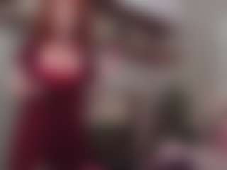 Kora Racy MILF webcam performer live streaming