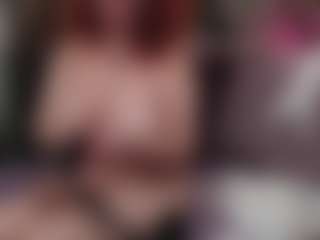 Live cam show with Kora Racy - Hairy Pussy on Camming Site