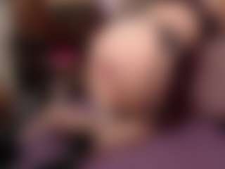 Live cam show with Kora Racy - Upskirt on madthumbs