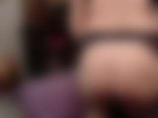 Kora Racy's Live Sex Cam Show