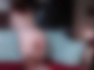 Live cam show with Kora Racy - Red Hair Middle Aged on googirlz
