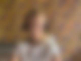 Live cam show with MilaHill - Tiny on CamSextacy