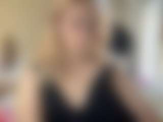Live cam show with MilaHill - Tiny on fuck-show.com