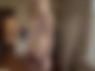 Live cam show with MilaHill - Panties on Camsoda