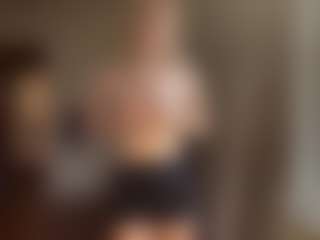 Live cam show with MilaHill - Smoking on Camsoda