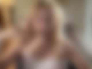 Live cam show with MilaHill - Ass Clapping on Camsoda