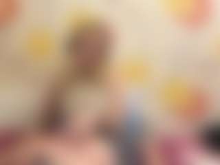 Live cam show with MilaHill - Blonde Hair Small Tits on camtv
