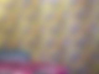 Live cam show with MilaHill - Nails on Camsoda