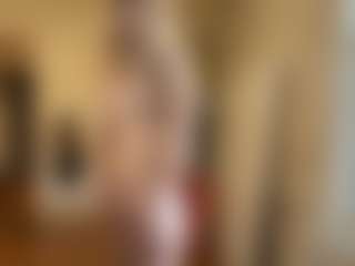 Live cam show with MilaHill - Yoga on Camsoda